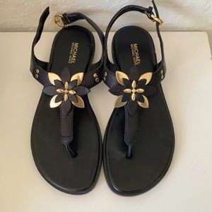 MICHEAL KORS SANDALS